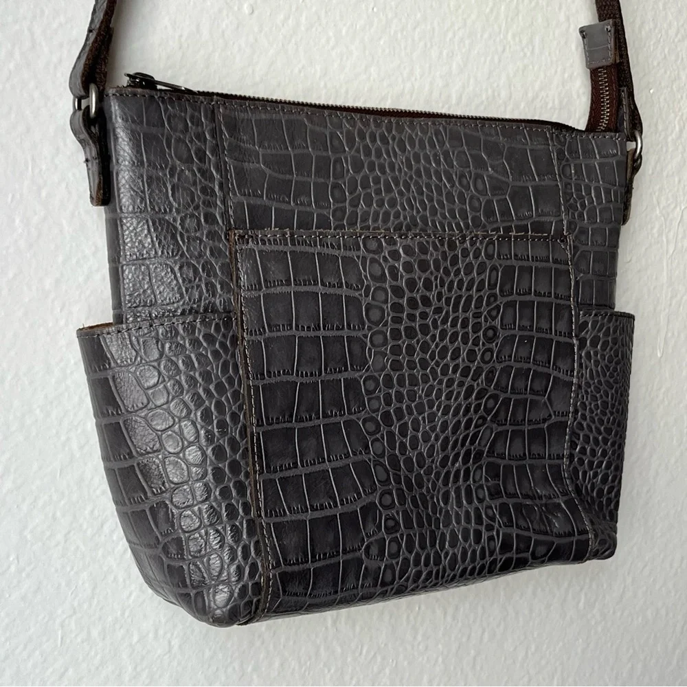 Patricia Nash Gray Crocodile-Embossed Shoulder Bag - Picture 2 of 16